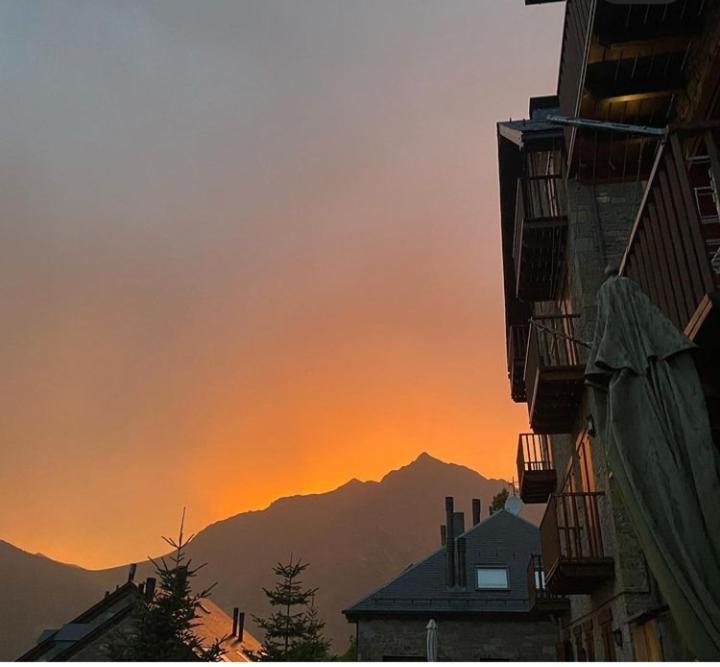 Apartamento Con Terraza Y Vistas Panoramicas En Tauell Exterior photo